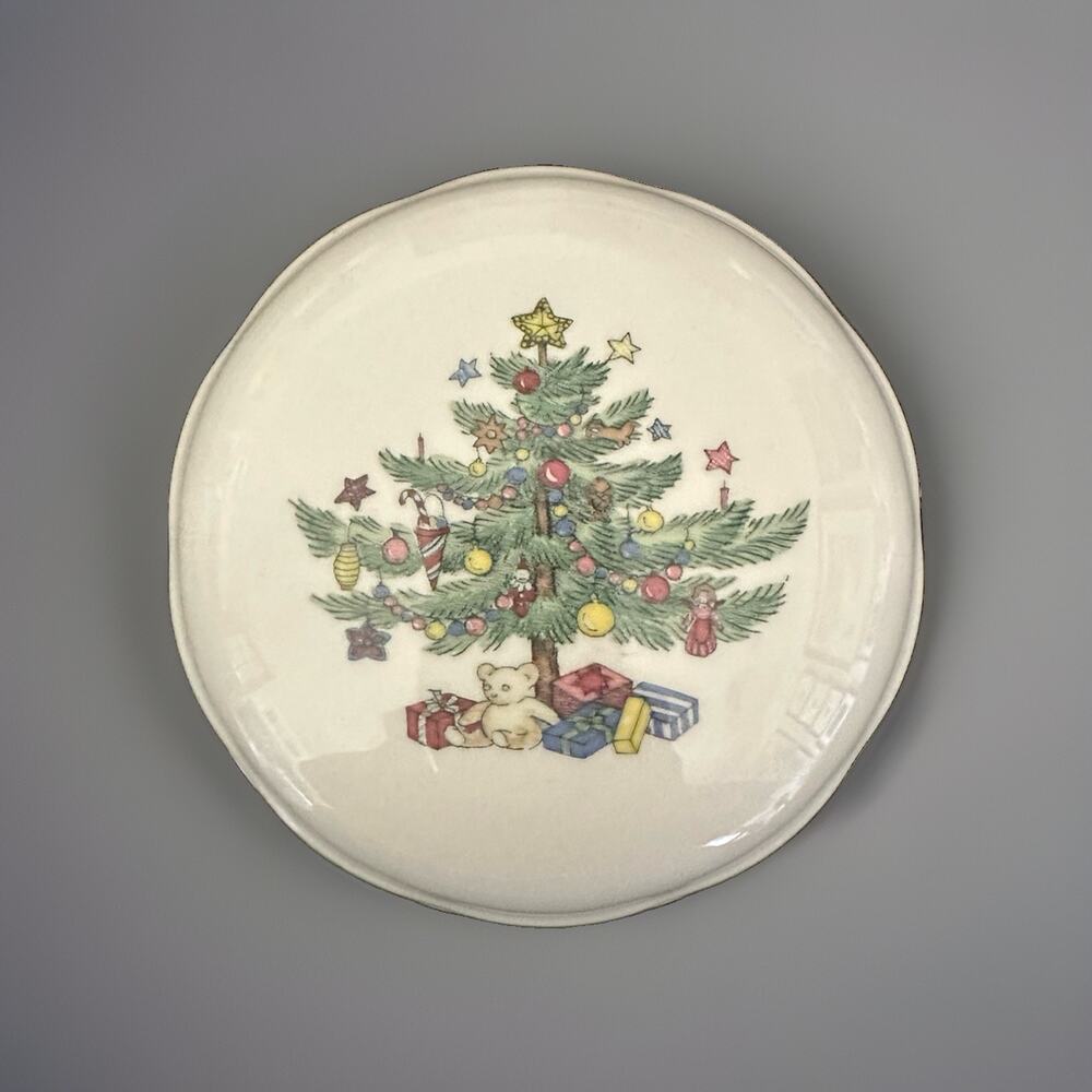 Nikko Happy Holidays Christmas Tree Holly Bon Bon Trinket Lidded Dish 4" Japan